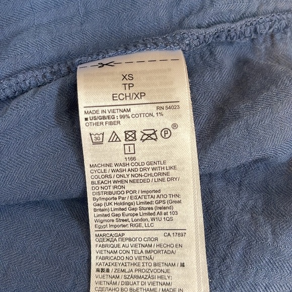 GAP Top XS EUC - Picture 7 of 7